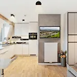 Modern Elegance In Historical Center Appartamento Treviri