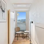 Appartamento Modern Elegance In Historical Center *