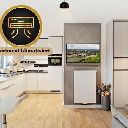 Modern Elegance In Historical Center Apartment *