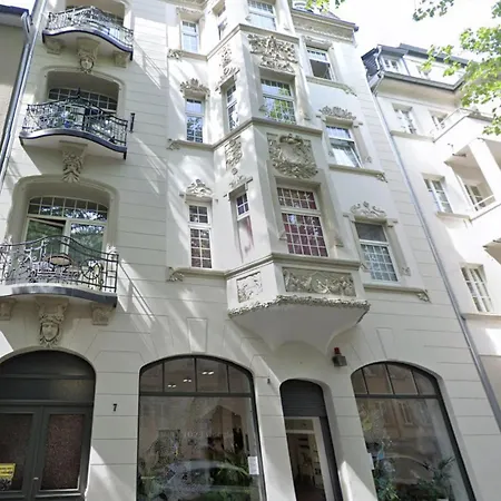 Modern Elegance In Historical Center *