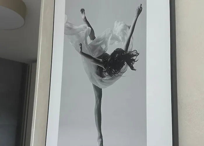 Modern Elegance In Historical Center *