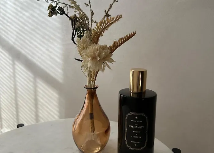 アパート Modern Elegance In Historical Center