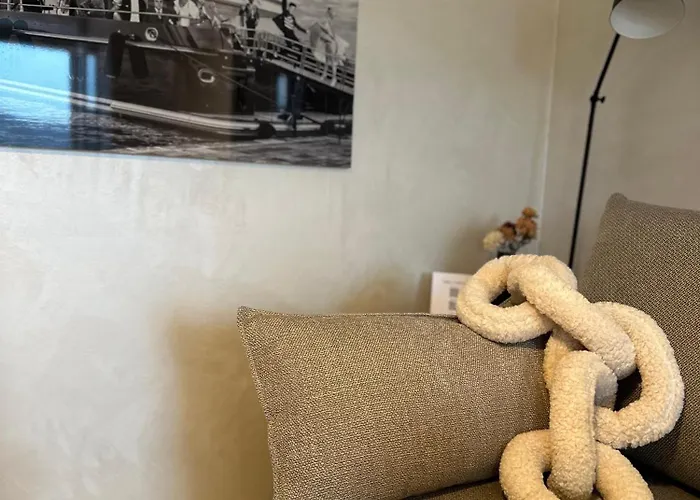 Modern Elegance In Historical Center トリーア