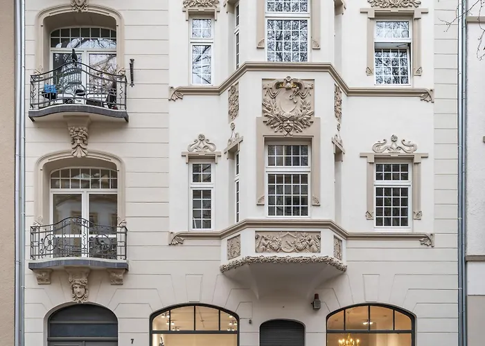 Modern Elegance In Historical Center アパート *